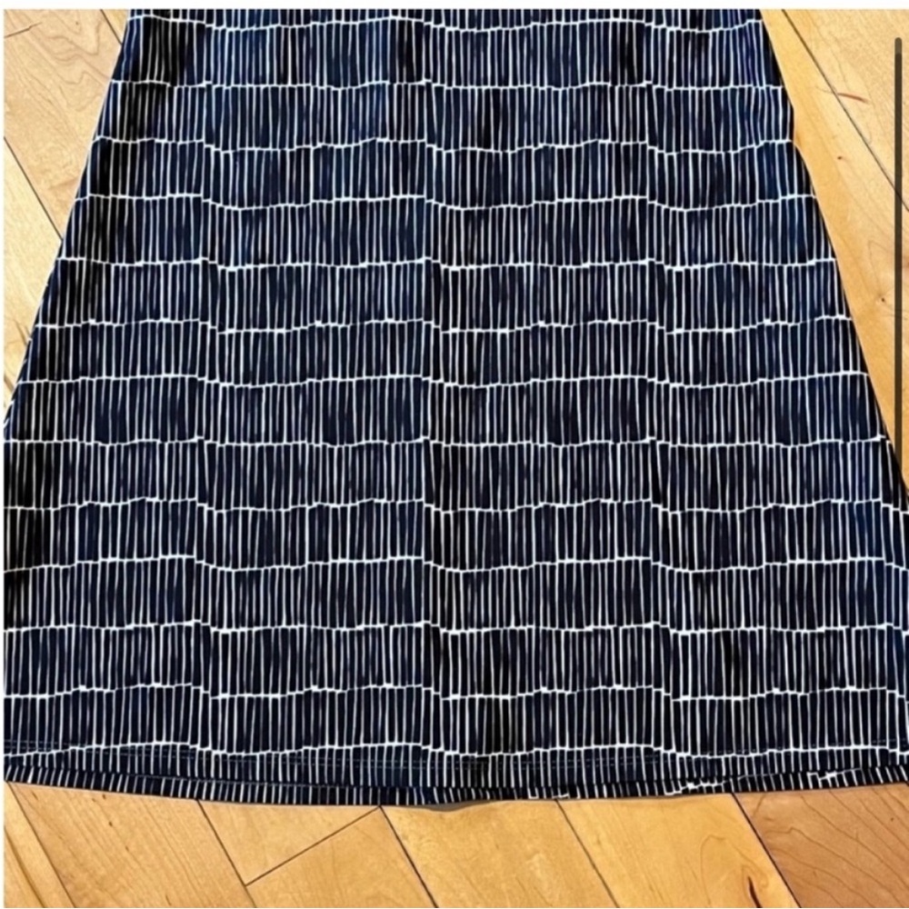 NuuMuu Scoop Neck w Back Pocket Athleisure black and white dress small - Picture 3 of 9